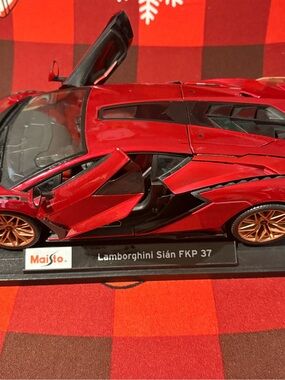 Maisto Lamborghini Sián FKP 37 Diecast Model - Red with Black Accents no box 1/1